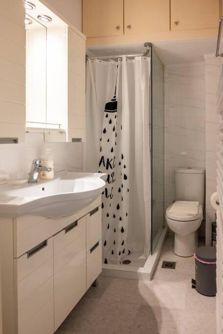 Athens Retreat 1-Bdr Apt Close To Metro Station Appartement Buitenkant foto